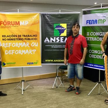 Delegação do SIMPE participa do Congresso da Fenamp e do encontro da Ansemp em Brasilia